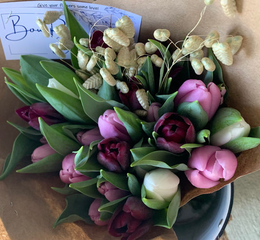 Perfect Bunches & Bouquets - The Luxe Tulip Bouquet